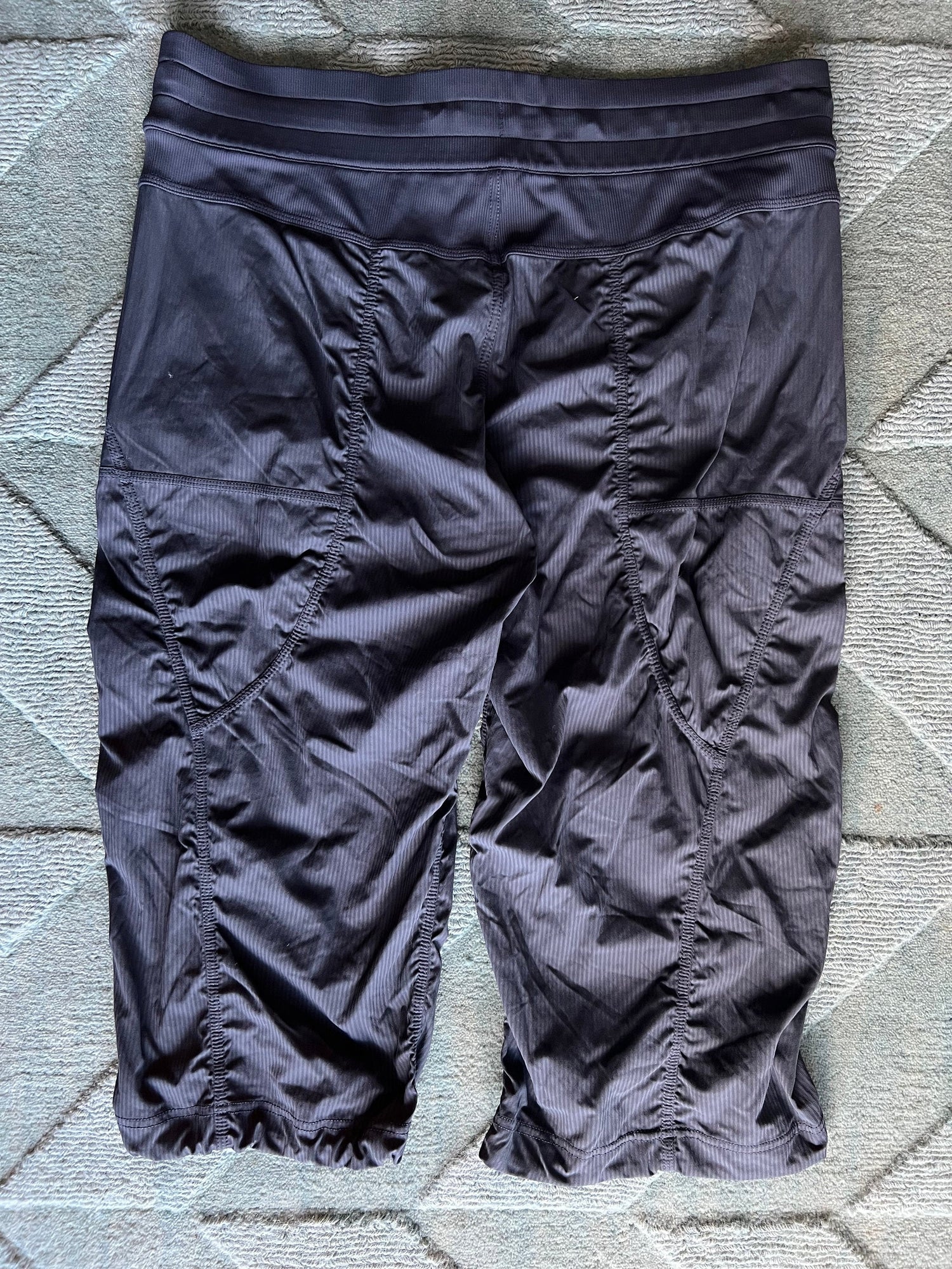 Lululemon Studio Capri Grey – Emerald Outdoors